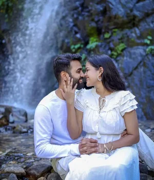 _0009_Pre_wedding_Shoot_In_Rishikesh (2)